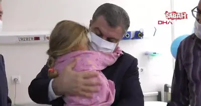 Sağlık Bakanı Fahrettin Koca, İzmir depreminde yaralananları ziyaret etti | Video