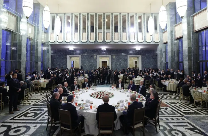baskan-erdogan-tbmmde-iftar-programina-katildi-1712085791791.jpg