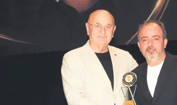 Muhabirimiz ödülünü aldı