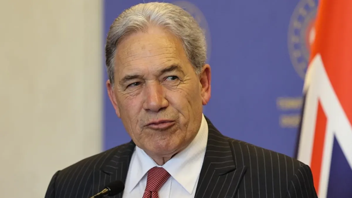 Yeni Zelanda Dışişleri Bakanı Peters: Rusya’nın gölge filosundaki 100 gemiye yaptırım uygulanacak