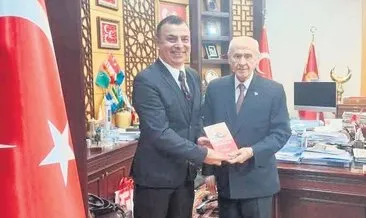 MHP liderliği, Birleştirici Hilal Modeli’yle kitaplaştırıldı #izmir