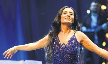 Sahnelerde bayram izdihamı