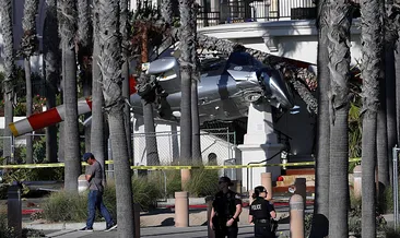 ABD’de şoke eden kaza: Helikopter sahildeki otele çarptı