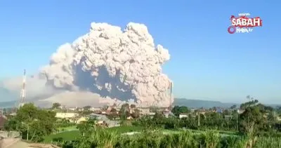 Endonezya’da Sinabung Yanardağı’nda patlama | Video