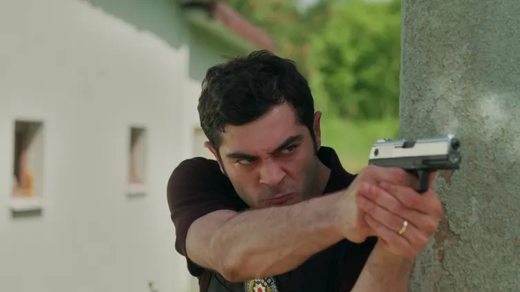 Bir Gece Masalı’nda Mahir tuzağa düşüyor!