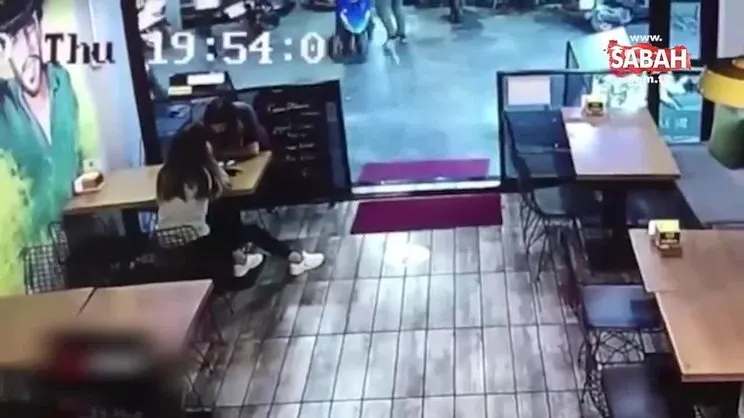 Erzincan'da ‘Avanak Apdi' filmi gerçek oldu, caddeye para saçtı | Video