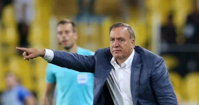 Emenike fit olmak zorunda