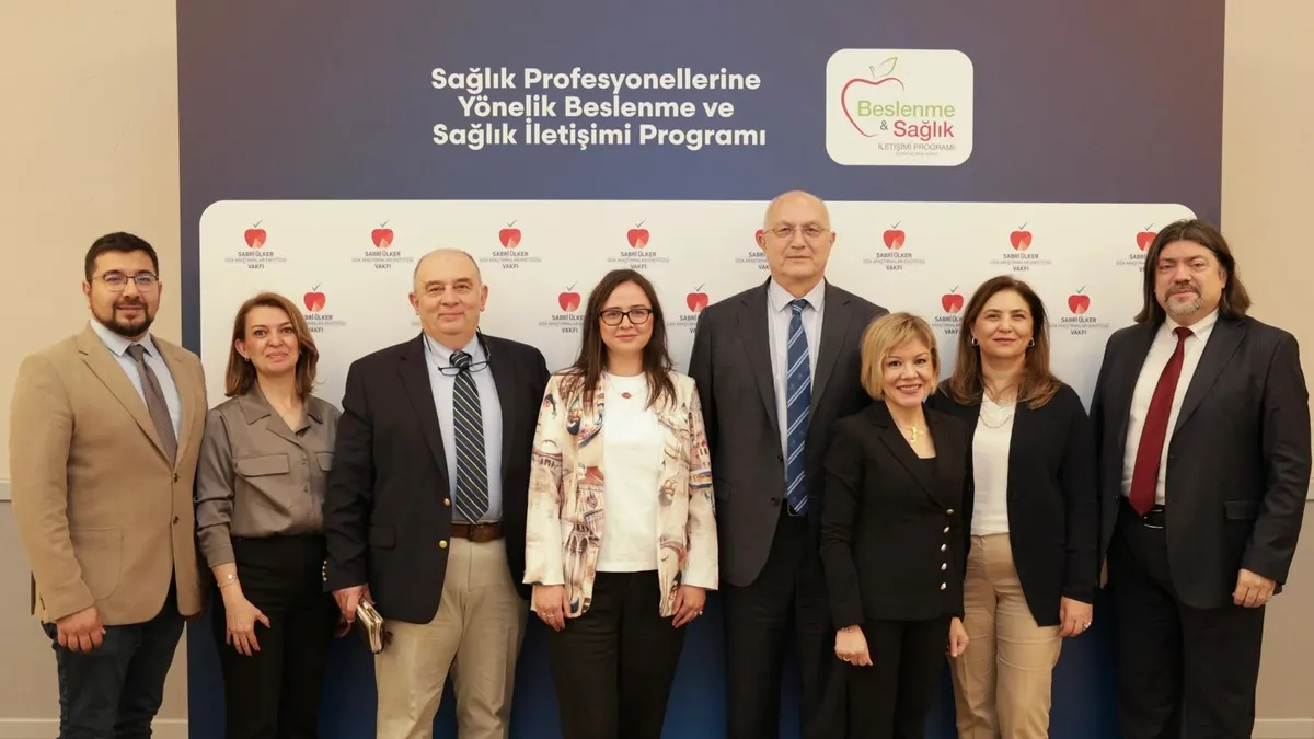 Sabri Ülker Vakfı Genel Sekreteri Begüm Mutuş: Sağlık okuryazarlığının geliştirilmesinde sağlık profesyonellerinin rolü kritik Sabri Ülker Vakfı Genel Sekreteri Begüm Mutuş: Sağlık okuryazarlığının geliştirilmesinde sağlık profesyonellerinin rolü kritik