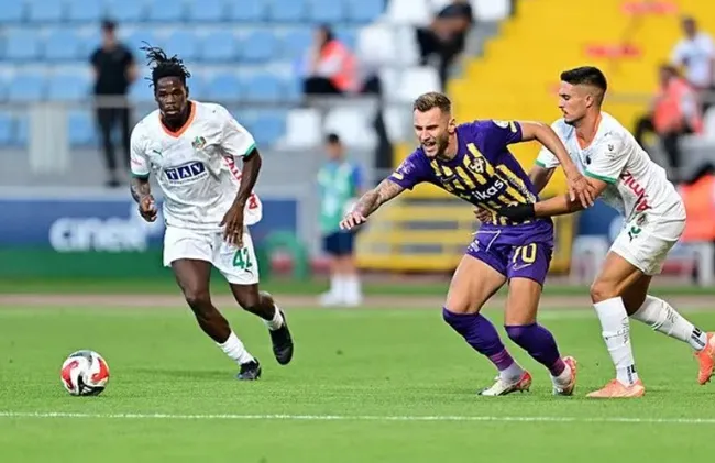 alanyaspor-besiktas-maci-ne-zaman-saat-kacta-hangi-kanalda-sergen-yalcinla-ilk-mac-1756632362101.jpg
