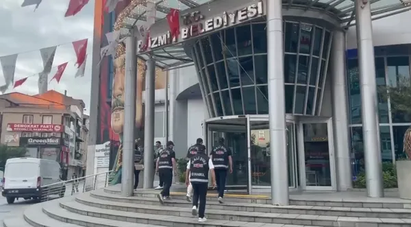 son-dakika-izmit-belediyesine-operasyonda-yeni-gelisme-adliyeye-sevk-edildiler-1784787575874.jpg