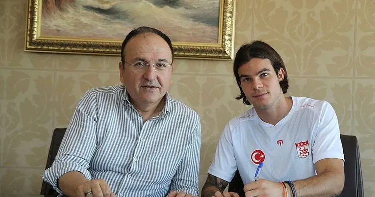 Sivasspor, Charilaos Charisis transferini açıkladı!