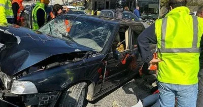 Otomobil ağaca çarptı: 2 kişi yaralandı