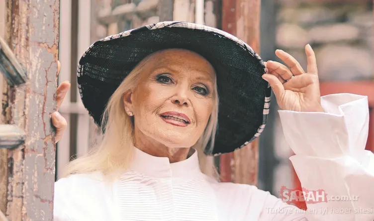 Sağlık sorunları nedeniyle zor günler geçirdiği iddia edilmişti! Gönül Yazar cevap verdi: Utanmıyorlar!