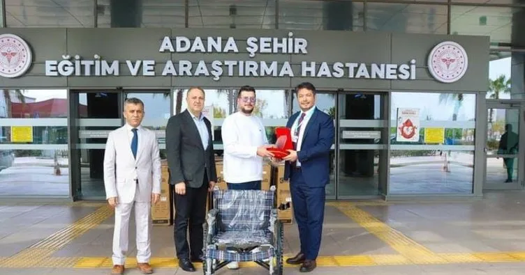 Adana Şehir Hastanesi’ne 100 tekerlekli sandalye bağışı yapıldı