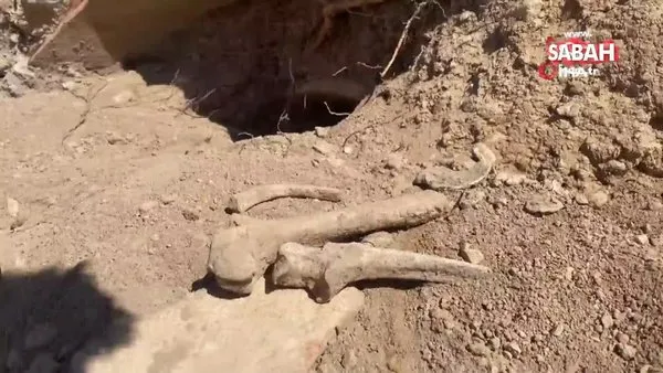 Bursa'da yol çalışmasında Bizans dönemi mezarları ve insan kemikleri bulundu | Video