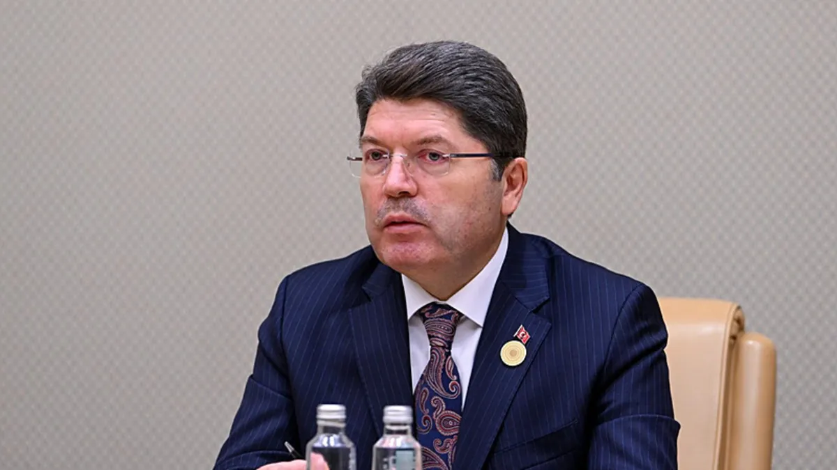 Bakan Tunç, Suudi Arabistan'da mevkidaşlarıyla bir araya geldi