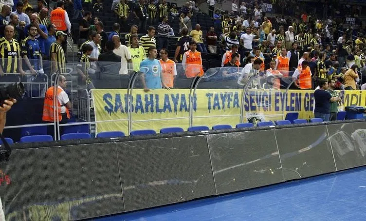 Galatasaray, Fenerbahçe maçına çıkmadı