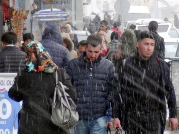 Erzurum’a nisan karı