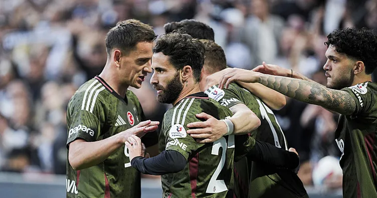 Beşiktaş’ta iki sakatlık şoku!