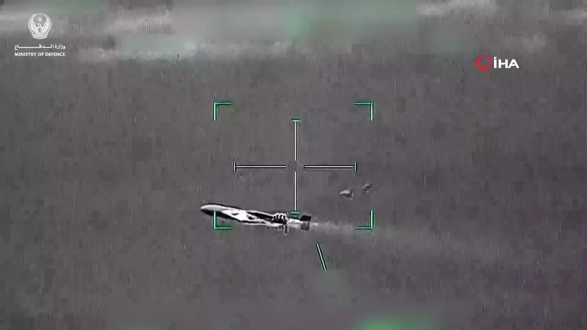 Son dakika | İran’dan BAE’ye yeni füze ve İHA saldırıları | Video videosunu izle Son dakika | İran’dan BAE’ye yeni füze ve İHA saldırıları | Video videosunu izle