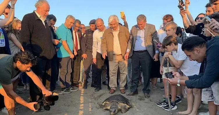 Cumhuriyet 13 ayda yaklaşık 10 bin kilometre kulaç attı