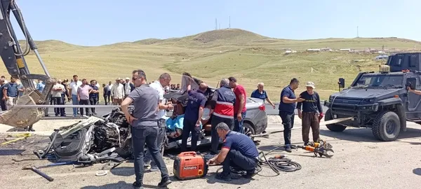 musta-trafik-kazasi-2-olu-1784125883363.jpg
