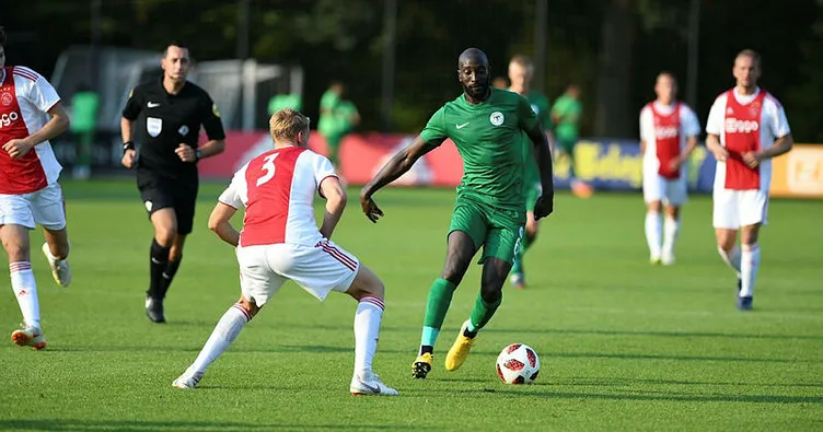 Atiker Konyaspor, Ajax’ı tek golle geçti