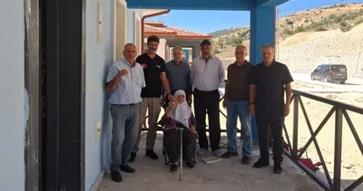 Elazığ'da 12 deprem konutu hak sahiplerine teslim edildi #elazig