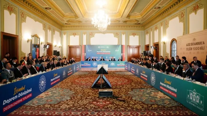 bakan-kurum-deprem-donusum-seferberligi-onemli-1746701940746.jpg