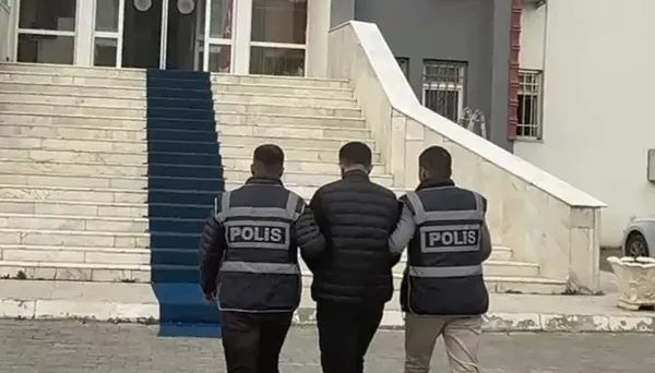 igdirda-24-ayri-dosyadan-17-yil-cezasi-bulunan-sahis-yakalandi-1774469466610.jpg