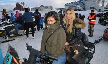 Uludağ’da Arap turistlerin karda safari izdihamı