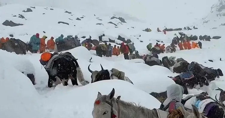 Everest’te ölüm kalım mücadelesi