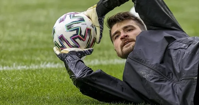 Marsilya, Beşiktaşlı Ersin Destanoğlu'nu transfer etmek istiyor