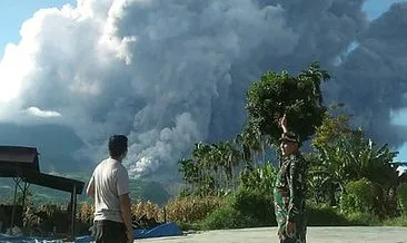 Endonezya’da Sinabung Yanardağı’nda patlama