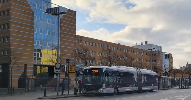 Hollanda’da otobüs şoförleri greve gitti