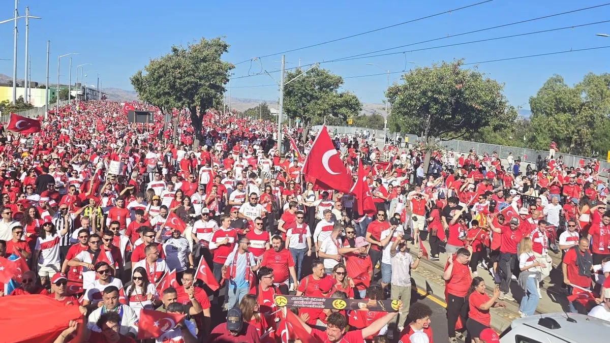 San Francisco'da Türk yürüyüşü yapıldı!