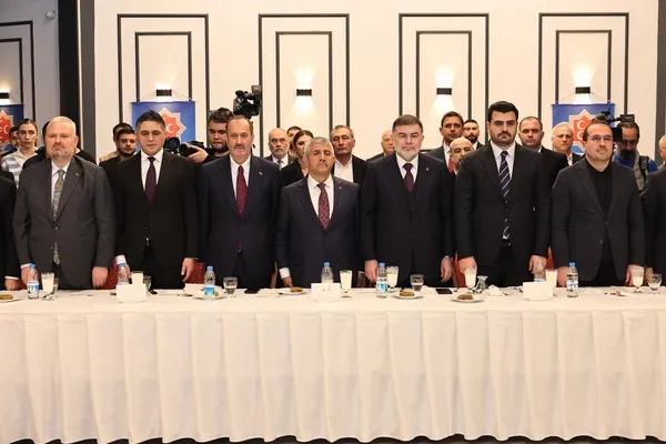 baskan-saygilidan-sokak-cagrilarina-yanit-sahte-diplomalarla-insanlarin-hakkina-girenlere-gencleri-sokaga-cagi-1742587551200.jpg