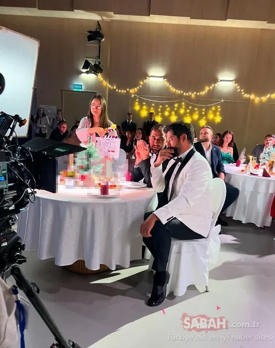 Burak Özçivit Rusya’yı kasıp kavurdu! Yüzlerce hayranı etrafını sardı!