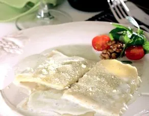 Rokforlu Cevizli Ravioli