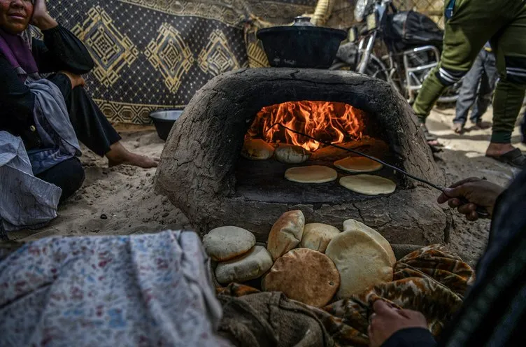 Soykırım altında Ramazan! Filistinliler mübarek aylara yokluk içinde giriyor