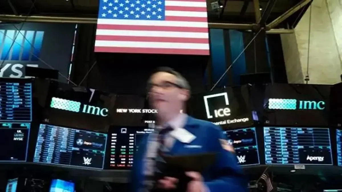 Wall Street'te satış baskısı hakim! Dow Jones, Nasdaq, Samp;P 500 sert düştü
