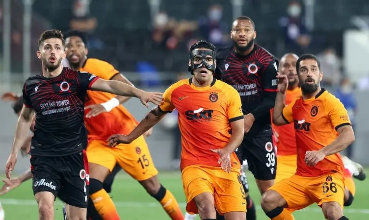 Son dakika: Galatasaraylı futbolcuların derbi motivasyonu: Sahamızda şampiyonluk kutlatmayız