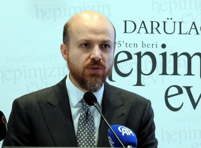 bilal-erdogan-vakfin-desteledigi-ogrencilerin-mutevazi-degil-hedefleri-kuresel-ve-global-olmali-1771624459327.jpg Bilal Erdoğan: “Vakfın desteklediği öğrencilerin hedefleri küresel ve global olmalı”