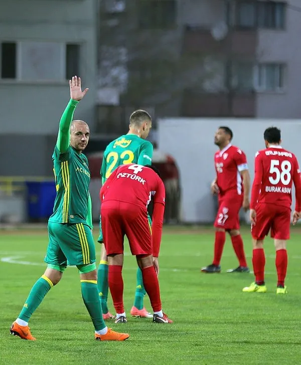 Kayserispor-Fenerbahçe maçından kareler