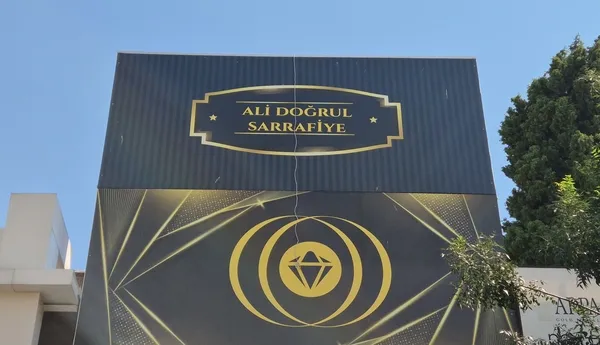 tekirdagda-kuyumcu-vurgunu-her-ay-10-altin-vaadiyle-dolandirdi-bir-ev-parasi-teslim-ettim-1783689956357.jpg
