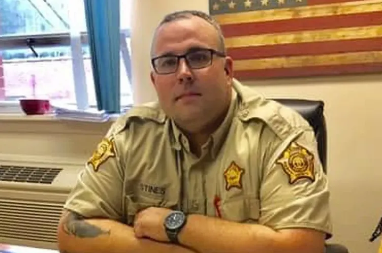 ABD mahkemesinde güpegündüz cinayet: Şerif yargıcı böyle öldürdü!