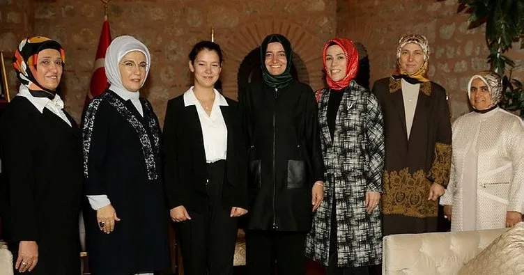 Emine Erdoğan dünya birincisi Merve’yi kabul etti