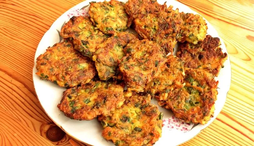 Kabak Mucver Tarifi Firinda Veya Kizartilmis Kabak Mucveri Nasil Yapilir Tarifi Diger Sofra