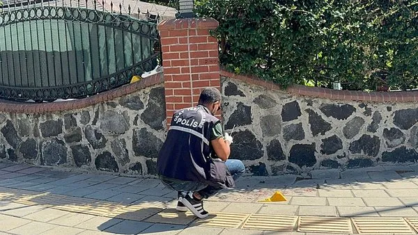 ofkeli-kadin-dehset-sacti-tartistigi-kocasini-bicakla-yaraladi-1755787827482.jpeg