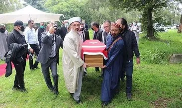 Güney Afrika’daki son Osmanlı Başkonsolosunun naaşı ’asıl’ mezarına geri defnedildi